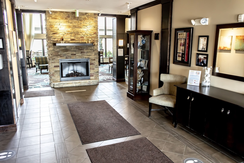 Staybridge Suites Minot an IHG Hotel - photo 4