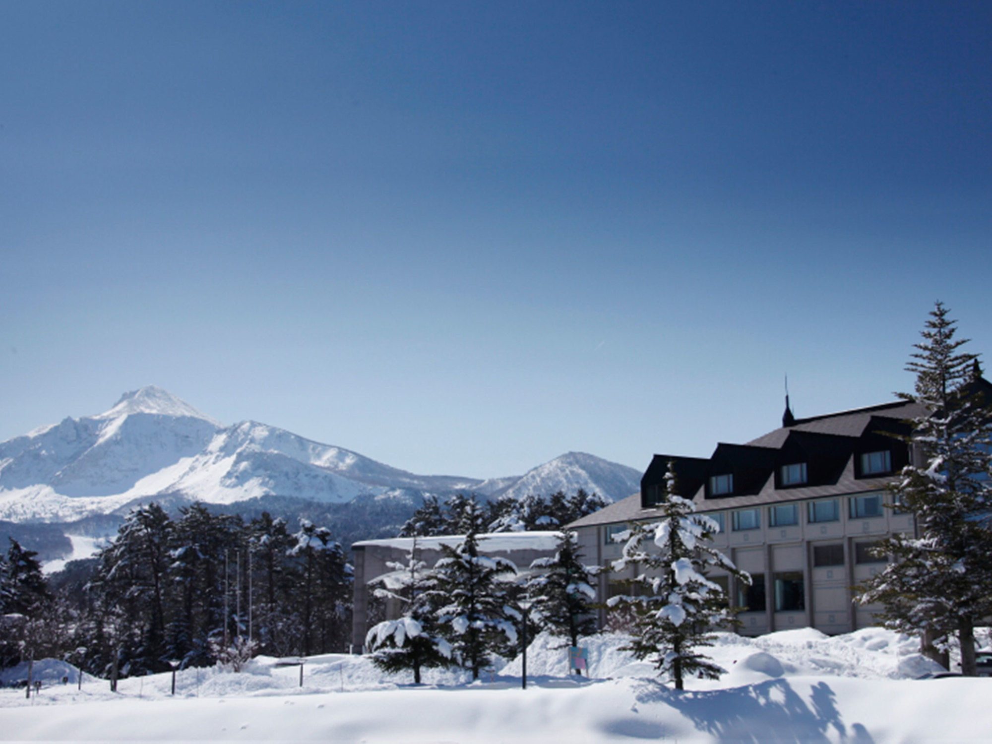 Urabandai Lake Resort Goshiki no Mori — Fukushima — photo 4