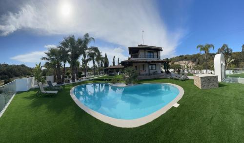 Leo’s Paradise