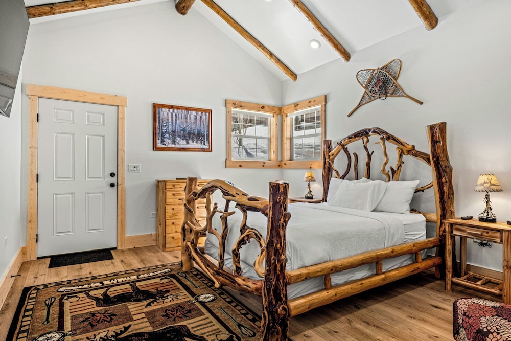 SpringHill Suites by Marriott Island Park Yellowstone - photo 21