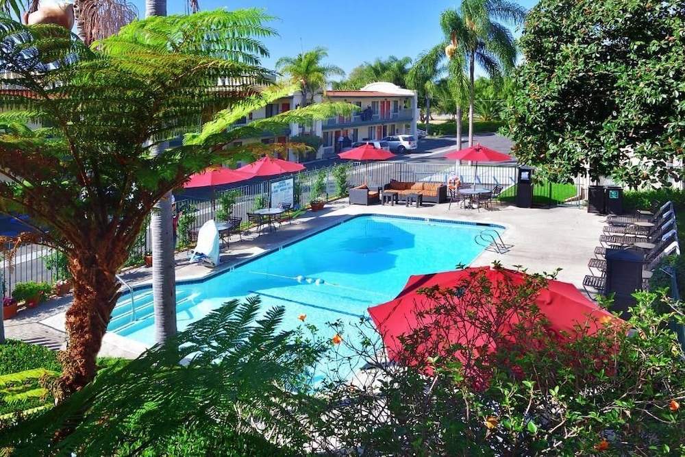 Lamplighter Inn & Suites at SDSU - photo 47