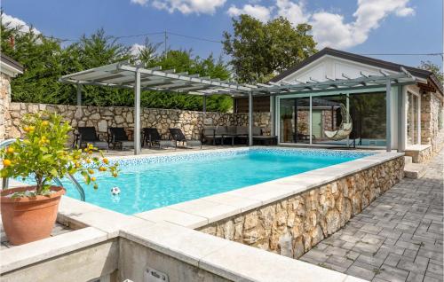 Two Bedroom Holiday Home In Smrika — 5-Star Luxury Hotel in Kraljevica, Croatia
