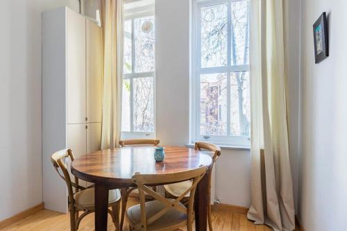 Warm Cozy Charming 2BD2Bath GalataTower Gem #256 — 4-Star Luxury Hotel in Istanbul, Turkey