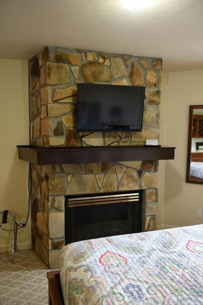 Heidi Motel Helen - photo 4