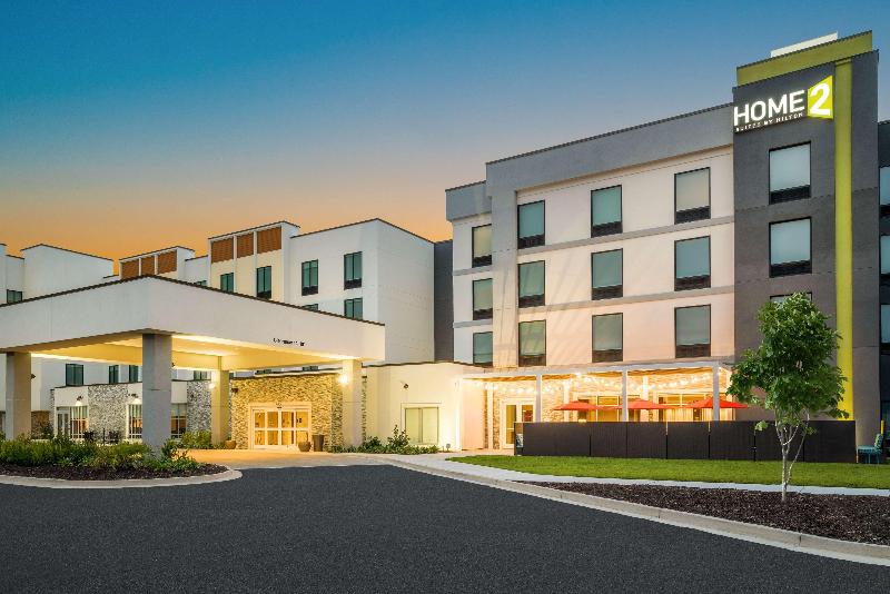 Home2 Suites by Hilton Brunswick - photo 5