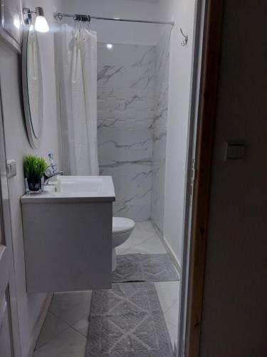 Réattu - carbon neutral hotel in Fourques