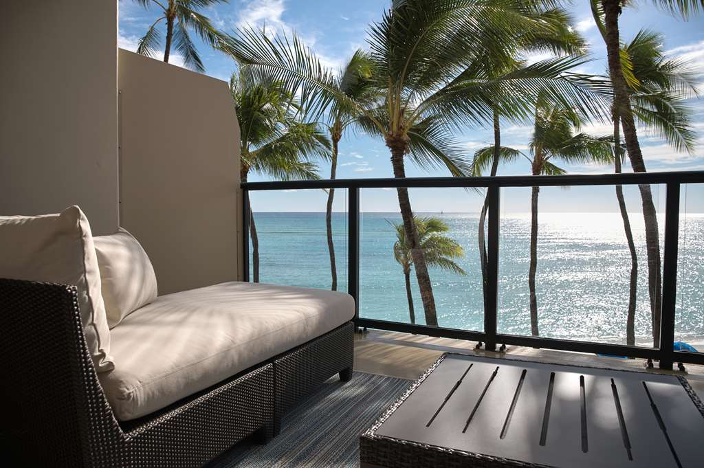 Outrigger Waikiki Beach Resort - photo 123