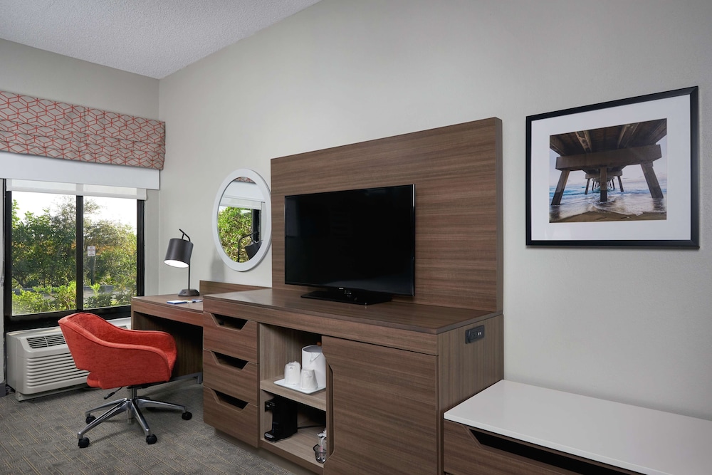 Hampton Inn Jupiter Juno Beach - photo 15