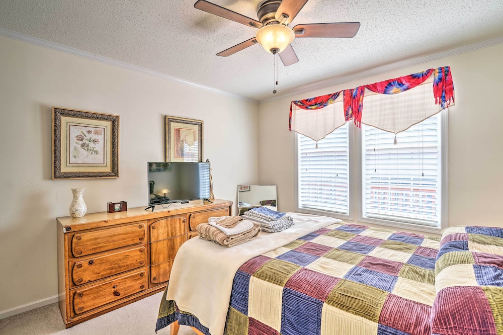 Surfside Beach Home with Resort Perks Walk To Beach - photo 20