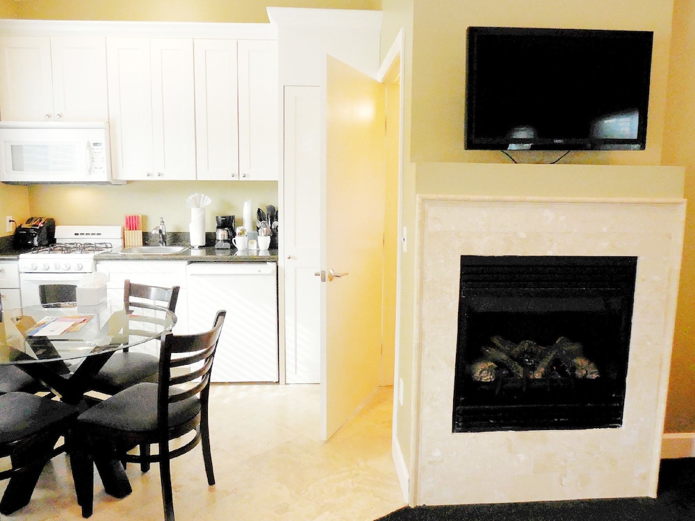 Sea Breeze Inn And Cottages - photo 32