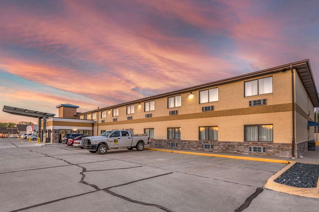 Comfort Inn Near Kokomo Speedway - photo 11