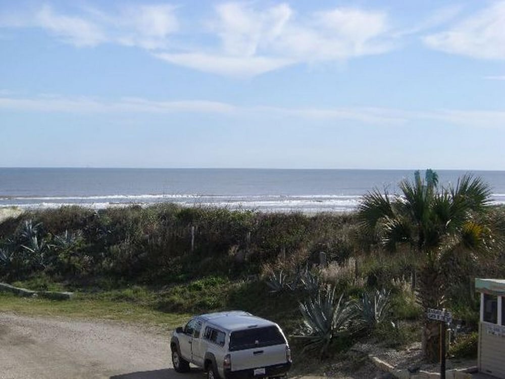 Beachgate CondoSuites and Oceanfront Resort - photo 227