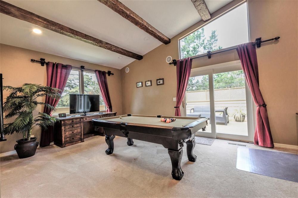 Lx18: Golfer's Dream Retreat Estate - photo 15