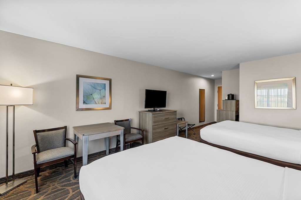 Best Western Presidential Hotel & Suites - photo 12