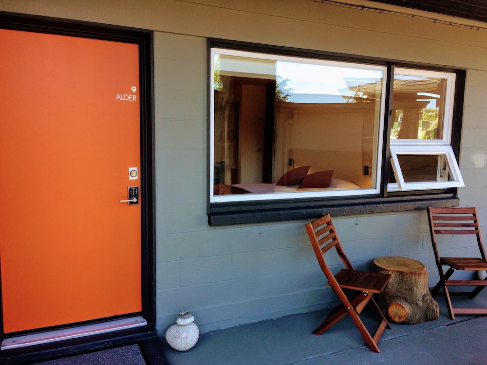 Heliotrope Hotel - photo 33