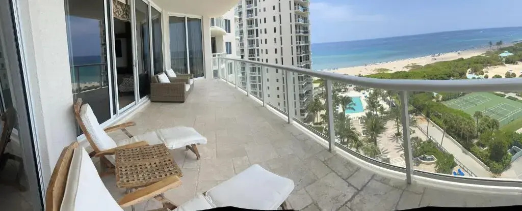 Ritz Carlton Luxurious Residence on Singer Island — 4-Star Luxury Hotel in Riviera Beach, United States