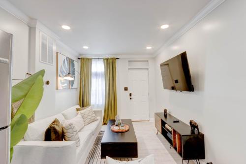 Elegant Urban Retreat Walk To Patterson Park in Baltimore, United States