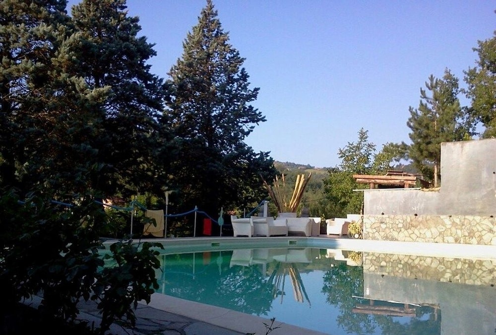 Villa Gioia — 4-Star Luxury Hotel in Acqui Terme, Italy