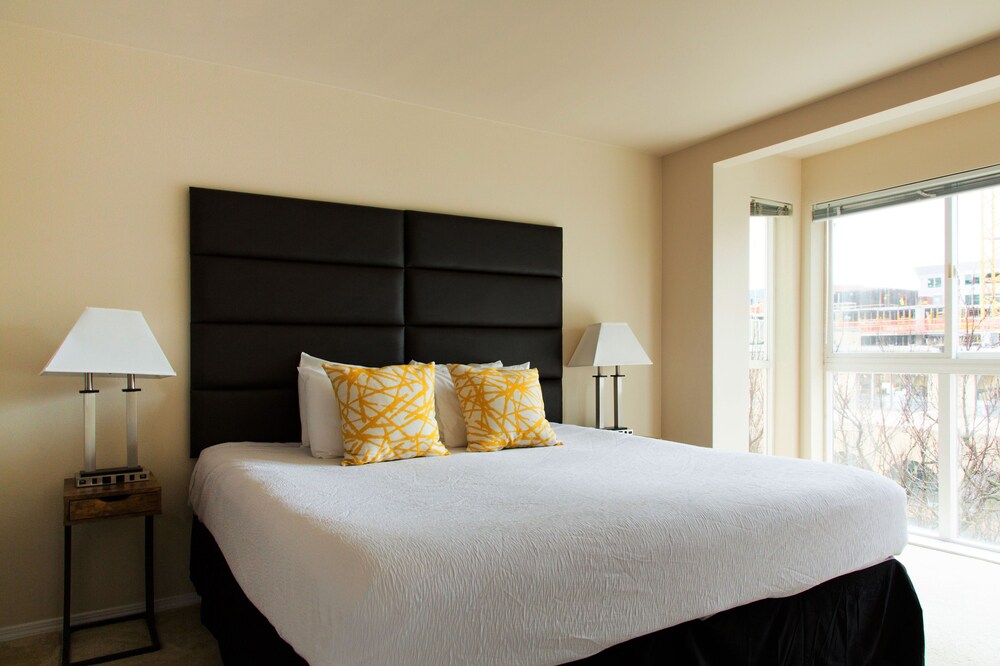 Stay Alfred on Wall Street — 4-Star Luxury Hotel in Seattle, United States