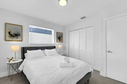 Fab 4BR Twin Villas Near Design District and Wynwood — 4-Star Luxury Hotel in Miami, United States