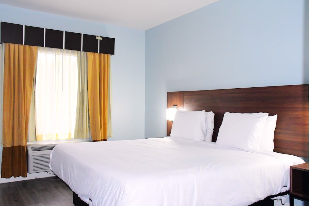 Florence Inn and Suites - photo 3