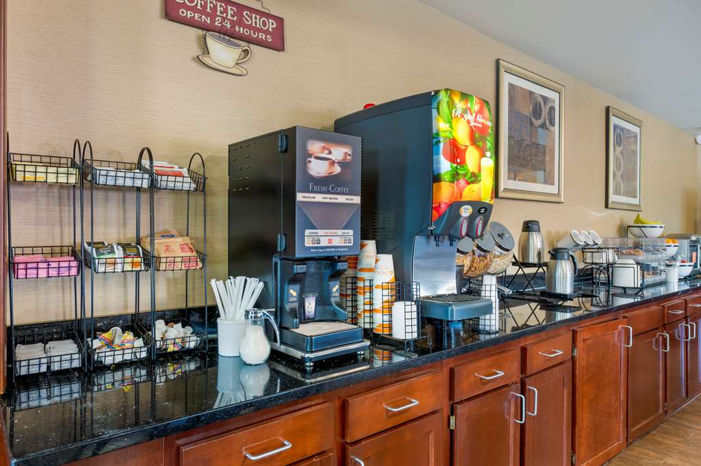 Comfort Inn & Suites Cincinnati Eastgate - photo 37