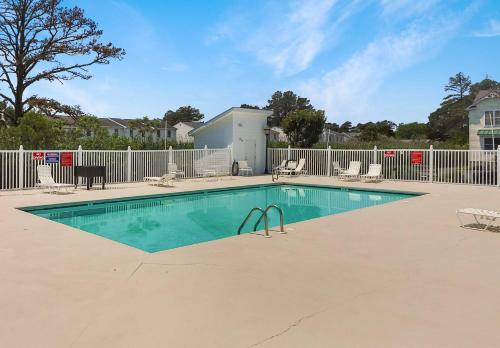 Seas the Day Water views Shared pool in Chincoteague, United States