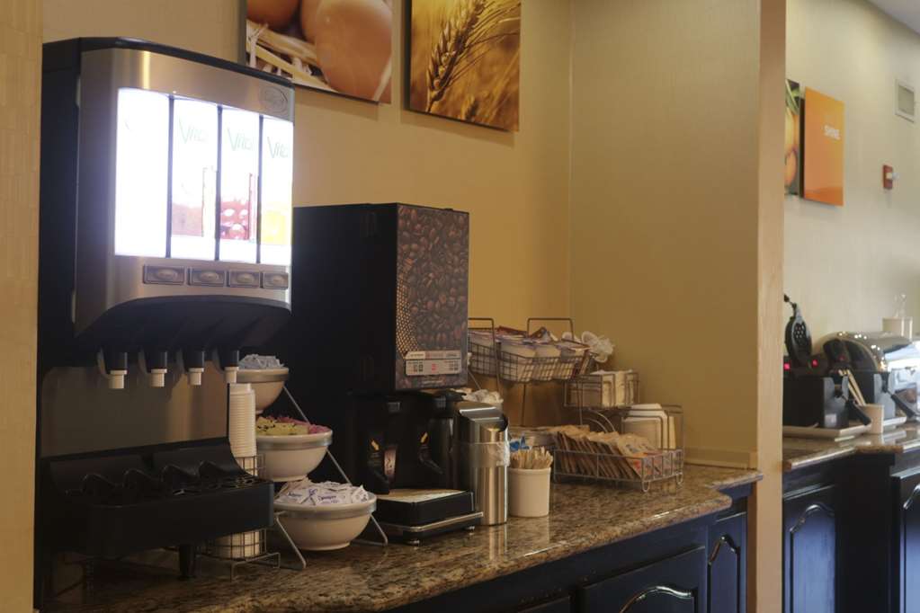 Comfort Inn & Suites Burnet - photo 36
