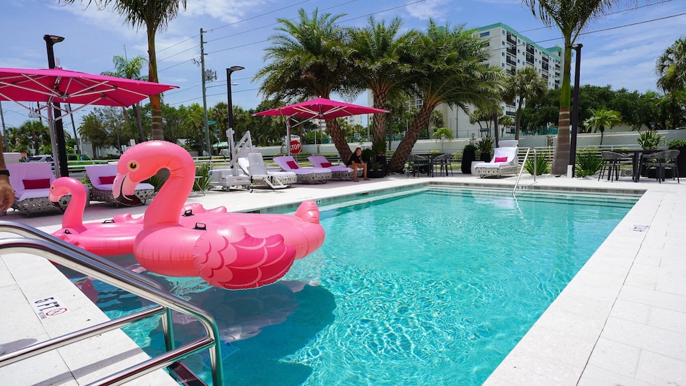 The Saint Hotel - photo 47
