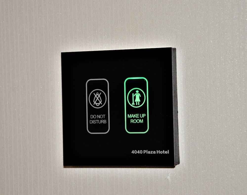 Lic Plaza Hotel - photo 12