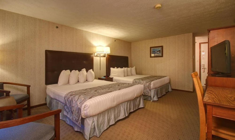 Rhumb Line Resort - photo 14