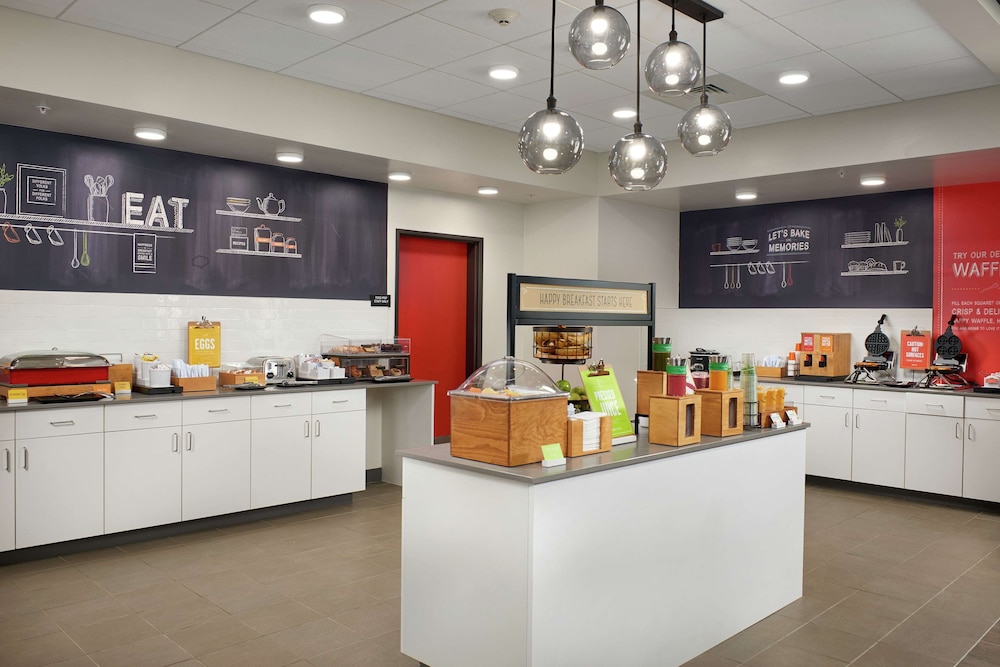 Hampton Inn by Hilton Burley - photo 25