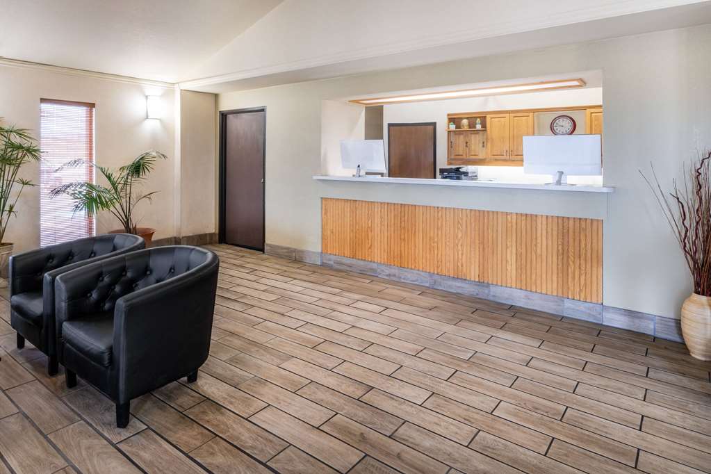 Super 8 by Wyndham Cheyenne WY - photo 4