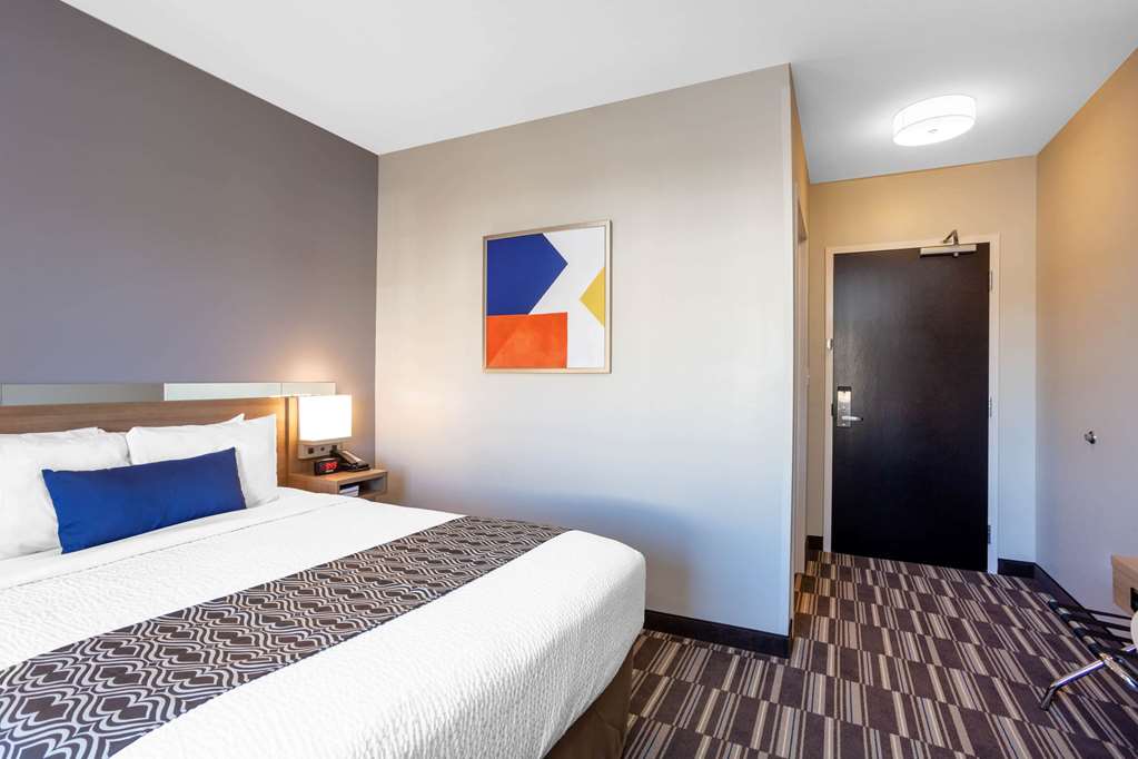 Microtel Inn & Suites by Wyndham South Hill - photo 15