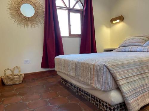 La casita blanca Las Planadas next Yankee Beach in Unknown City, Nicaragua