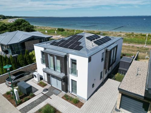 Villa Am Meer Glowe Apartment EG — 4-Star Luxury Hotel in Glowe, Germany