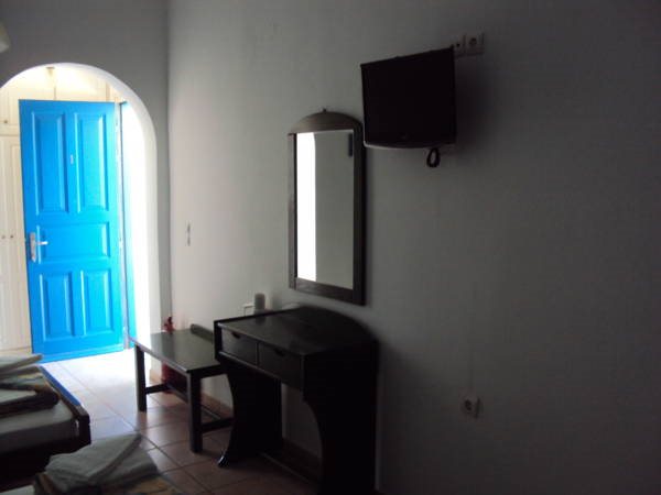 Paraporti — Folegandros — photo 4