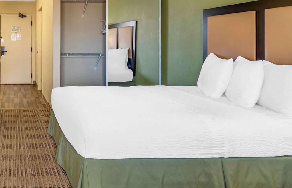 Extended Stay America Select Suites Chicago Naperville East - photo 29