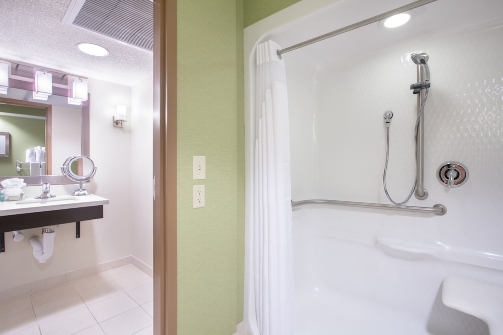 Wyndham Grand Executive Center Little Rock Airport - photo 18