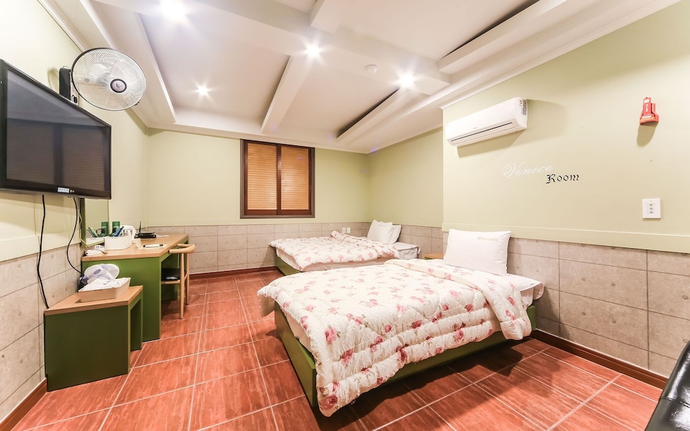 Ulsan Jung gu Venice — hotel near Ulsan Airport