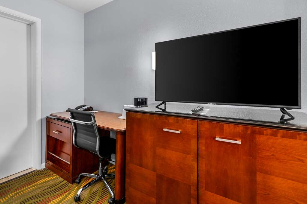Americas Best Value Inn Belleville - photo 17
