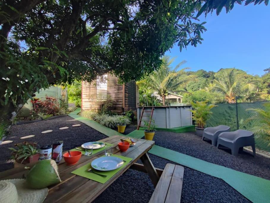 Bord de Rivière & Piscine Privée TiKaz Twopikal in Sainte-Rose, Guadeloupe