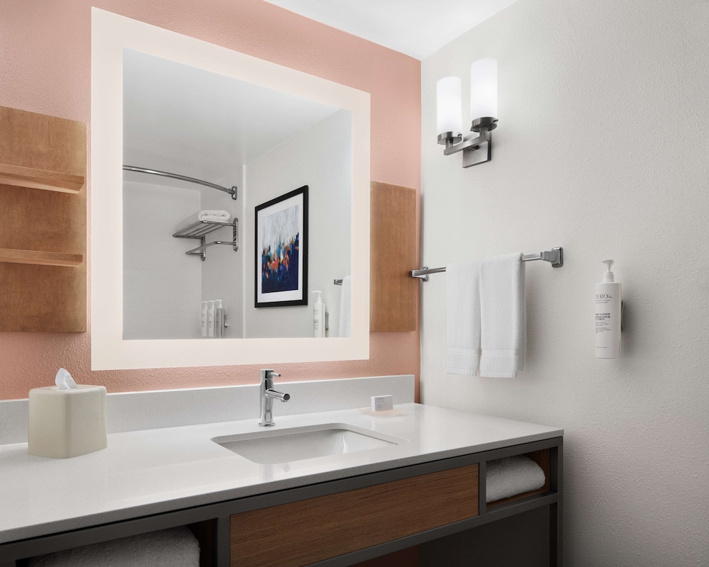 Hilton Garden Inn Beaufort - photo 16