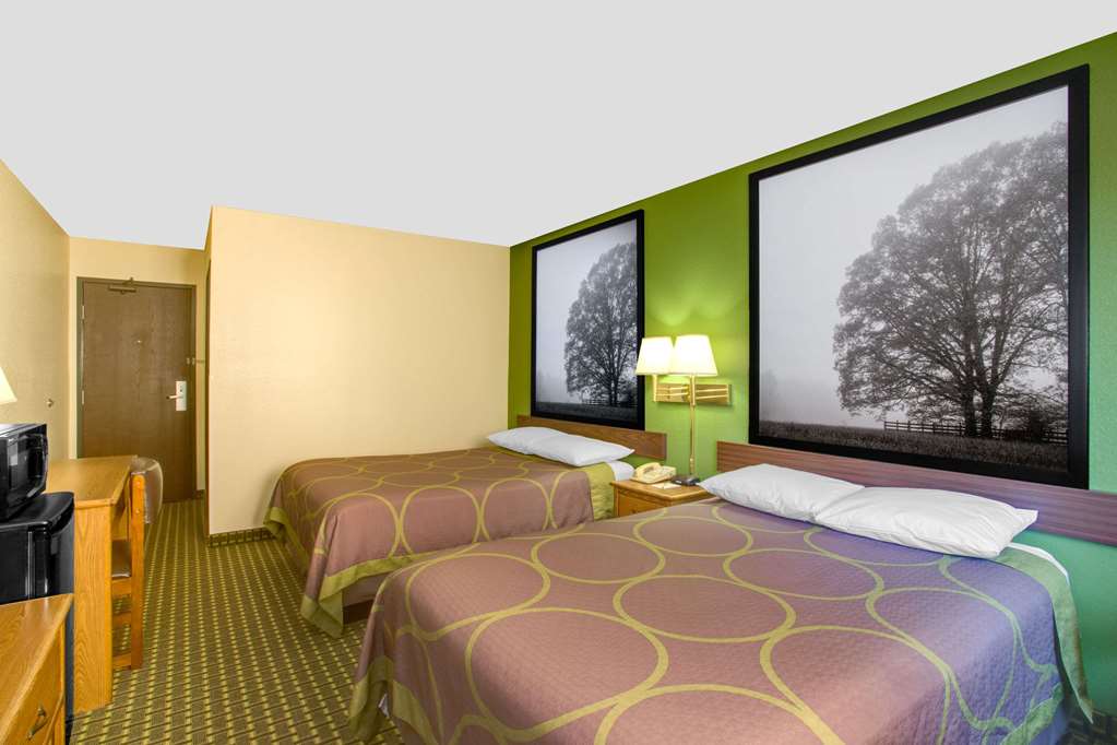 Super 8 by Wyndham Radford VA - photo 12