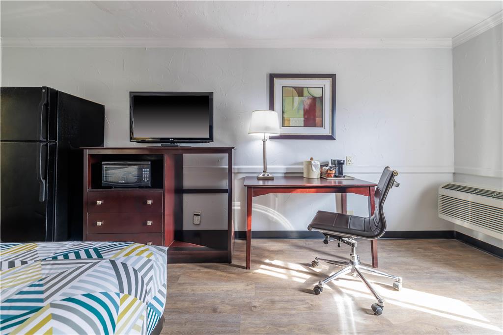 Studio 6 Suites Dallas TX Downtown - photo 2