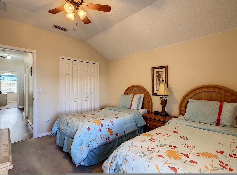 5br Lakeside Retreat W Resort Perks & Pvt Hot Tub - photo 53
