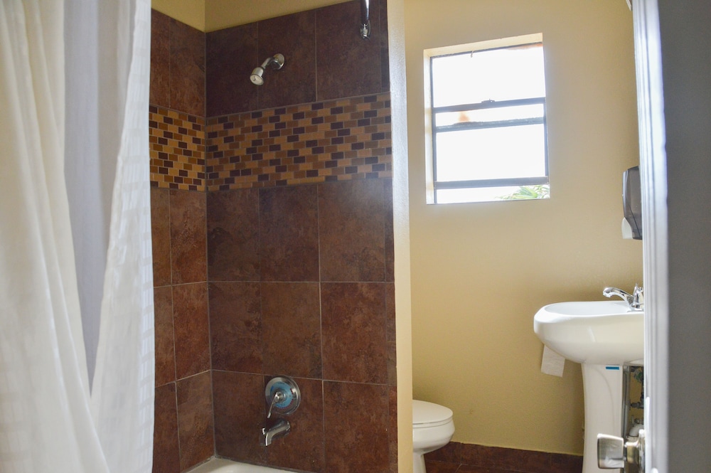 San Marina Motel - photo 28