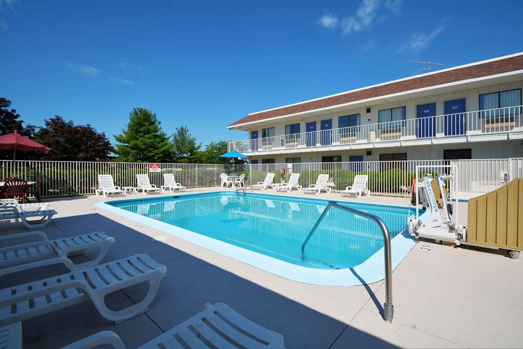 Motel 6 Windsor Locks CT Hartford - photo 8