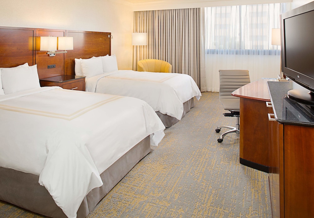 Los Angeles Marriott Burbank Airport - photo 6