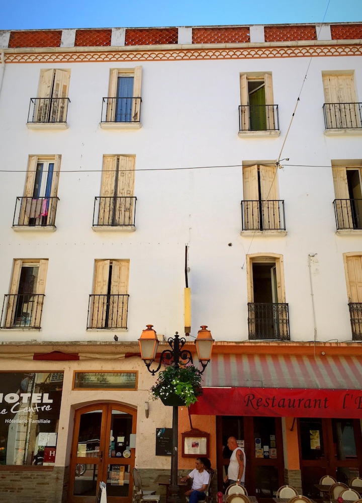 Hôtel Le Centre — hotel in El Volo